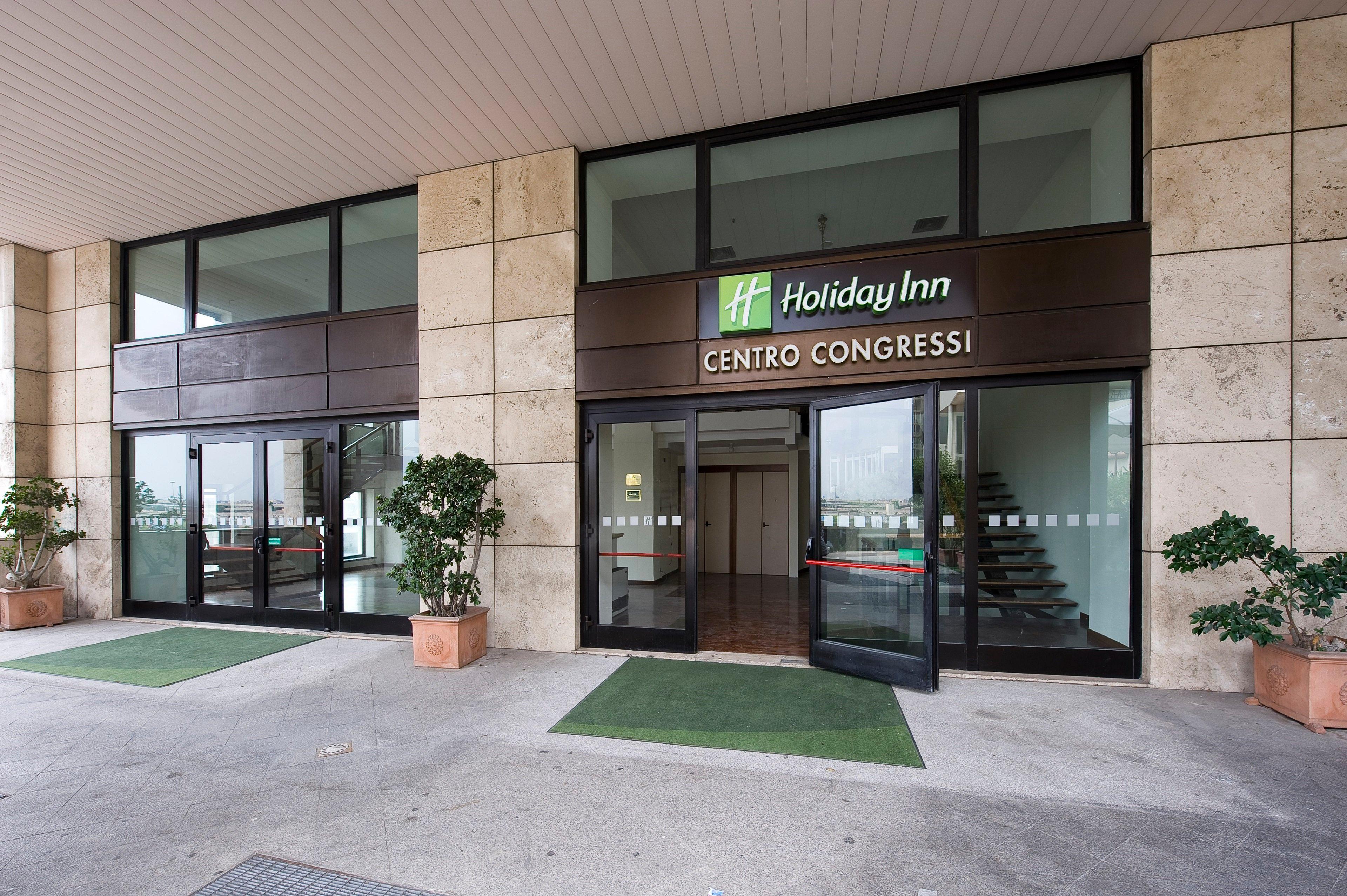 Holiday Inn Naples, An Ihg Hotel Buitenkant foto